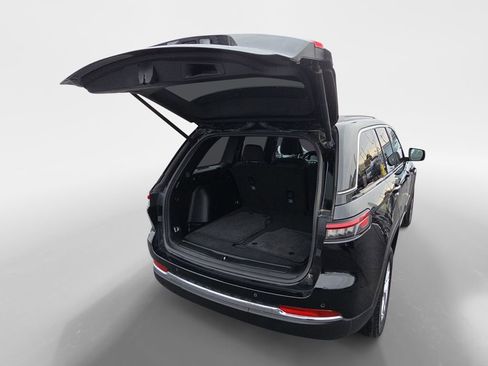 Used 2024 Jeep Grand Cherokee Laredo X w/ Luxury Tech Group I image 21