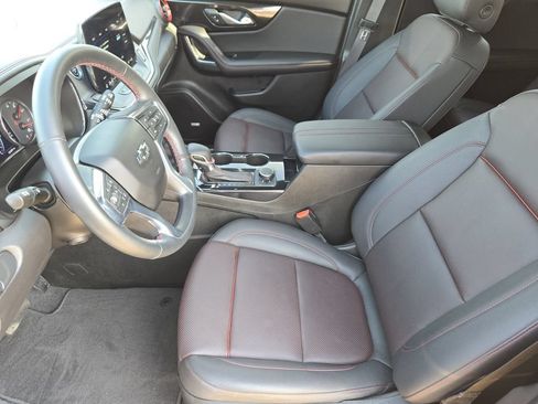 Used 2024 Chevrolet Blazer RS w/ Driver Confidence II Package FWD image 8