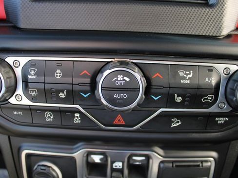 Used 2020 Jeep Wrangler Unlimited Rubicon image 40