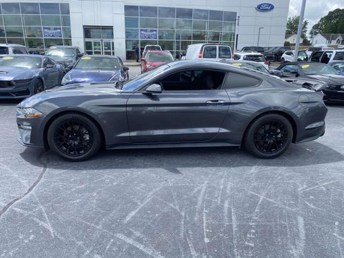 Certified 2020 Ford Mustang Coupe RWD image 4