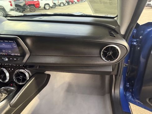 Used 2022 Chevrolet Camaro SS image 35