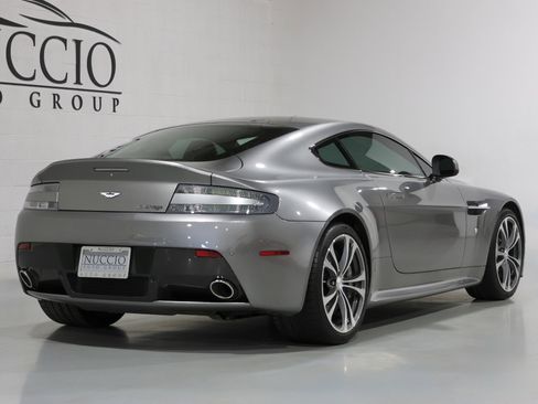 Used 2012 Aston Martin V12 Vantage Coupe image 45