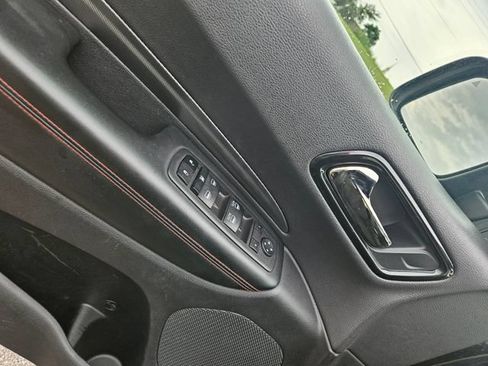 Used 2023 Dodge Durango GT RWD image 10
