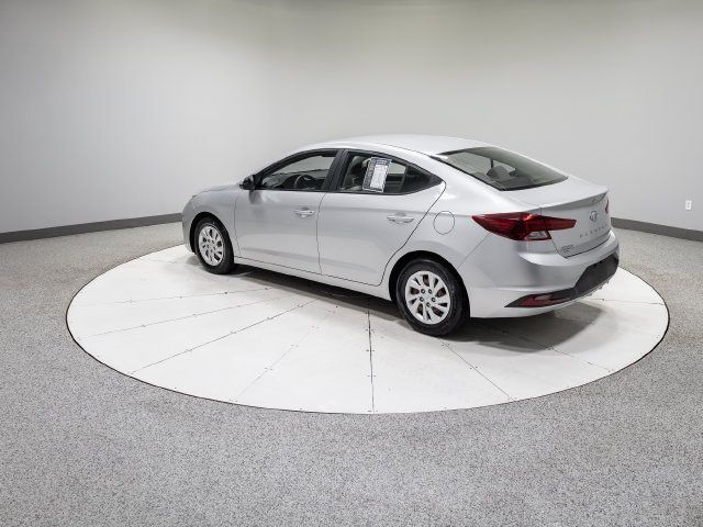 Used 2019 Hyundai Elantra SE FWD image 29