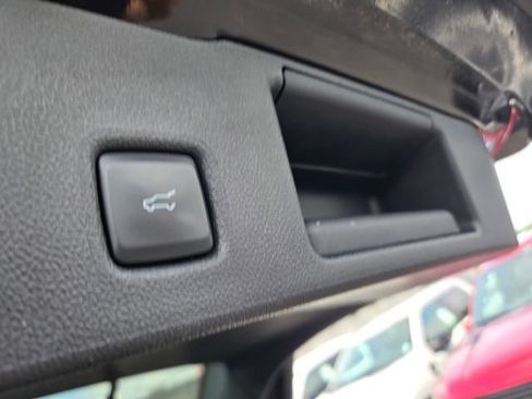 Used 2024 Ford Escape ST-Line w/ Tech Pack #1 AWD/4WD image 36