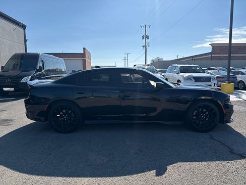 Used 2022 Dodge Charger R/T w/ Daytona Edition Group image 5