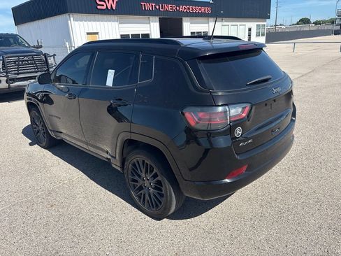 Used 2022 Jeep Compass High Altitude AWD/4WD image 5