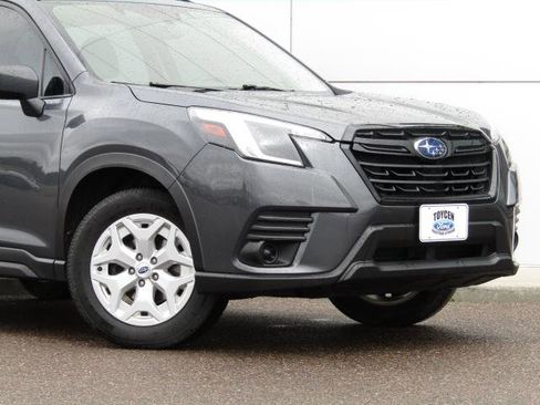 Used 2022 Subaru Forester image 4