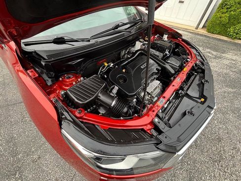 Used 2020 Chevrolet Equinox LT FWD image 36