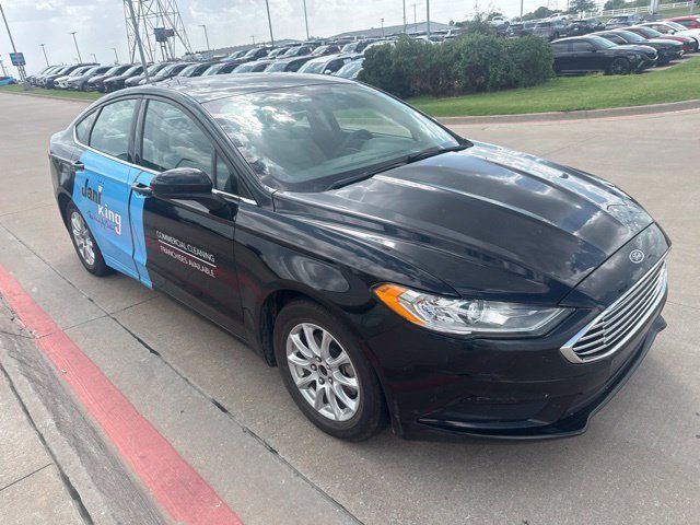 Used 2018 Ford Fusion S FWD image 1