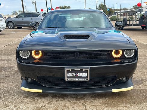 Used 2022 Dodge Challenger GT w/ Blacktop Package image 11