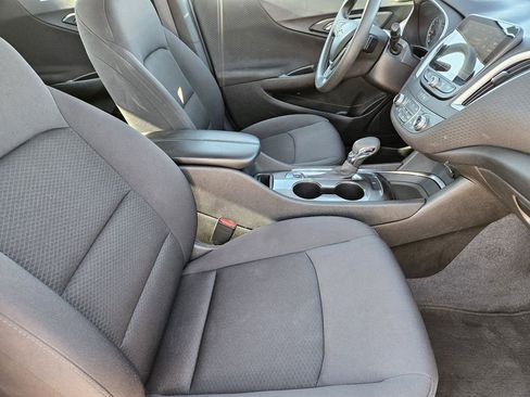 Used 2023 Chevrolet Malibu LT image 16