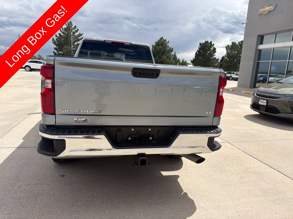 Used 2024 Chevrolet Silverado 2500 LT AWD/4WD image 4