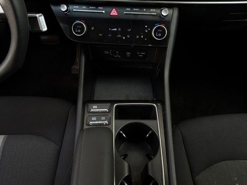 Used 2025 Hyundai Sonata SEL FWD image 15
