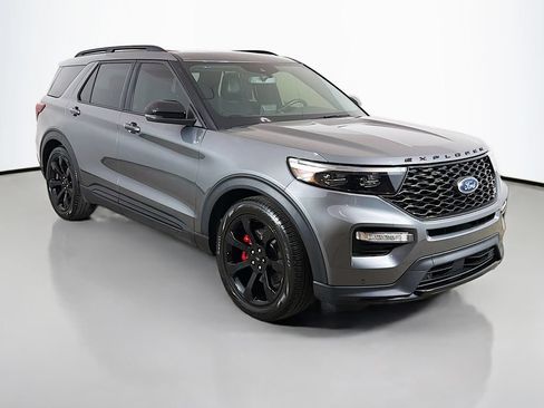 Used 2024 Ford Explorer ST w/ Equipment Group 401A AWD/4WD image 2