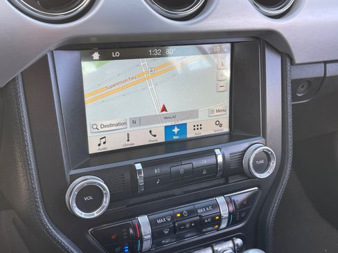 Used 2017 Ford Mustang GT Premium image 28