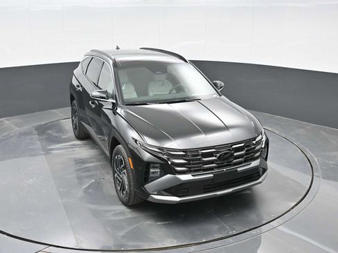 New 2026 Hyundai Tucson Limited image 22