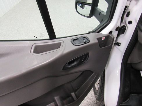 Used 2020 Ford Transit 250 Medium Roof AWD w/ Load Area Protection Package image 36
