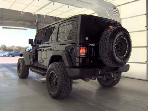Used 2023 Jeep Wrangler Unlimited Sport AWD/4WD image 7