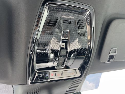 New 2026 Cadillac Vistiq Luxury image 23