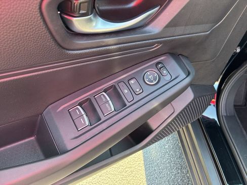 Used 2025 Honda Accord LX image 13