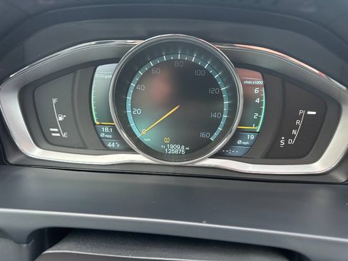 Used 2014 Volvo S60 T5 AWD/4WD image 23