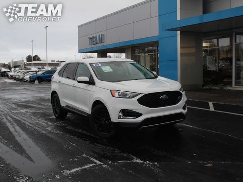 Used 2022 Ford Edge SEL image 2