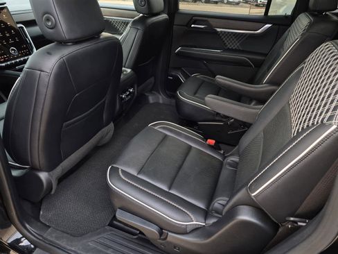 Certified 2025 GMC Acadia Denali image 14