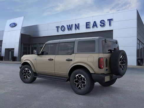 New 2026 Ford Bronco Outer Banks AWD/4WD image 27