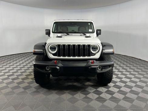 Certified 2025 Jeep Wrangler Unlimited Rubicon image 10
