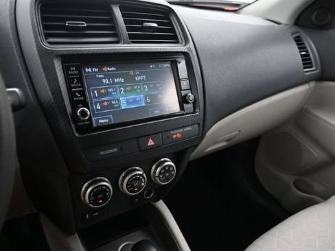 Used 2021 Mitsubishi Outlander Sport LE FWD image 11