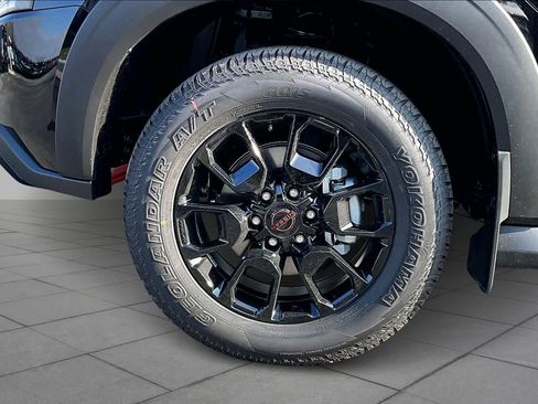 New 2026 Nissan Armada PRO-4X AWD/4WD image 11