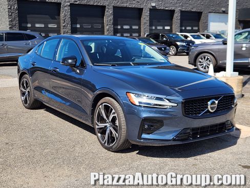 Used 2024 Volvo S60 B5 Plus w/ Climate Package FWD image 1