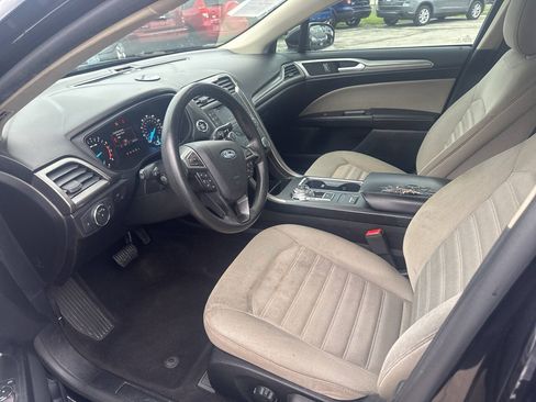Used 2019 Ford Fusion S FWD image 13