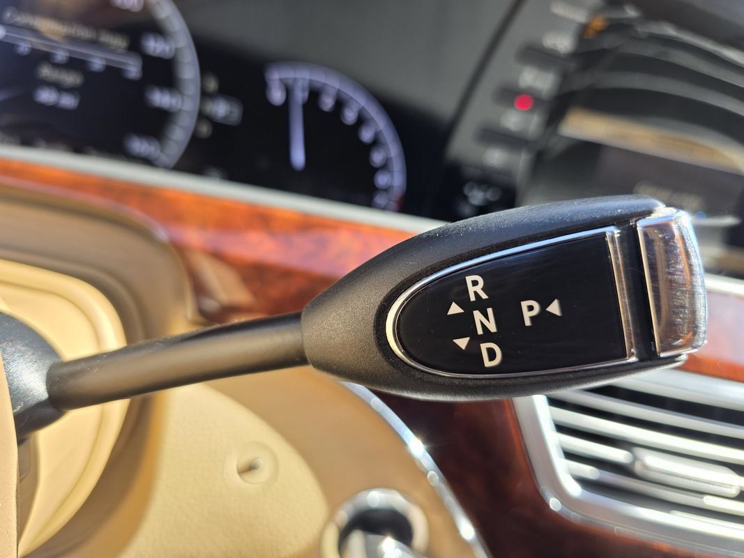 Used 2012 Mercedes-Benz S 550 4MATIC image 30