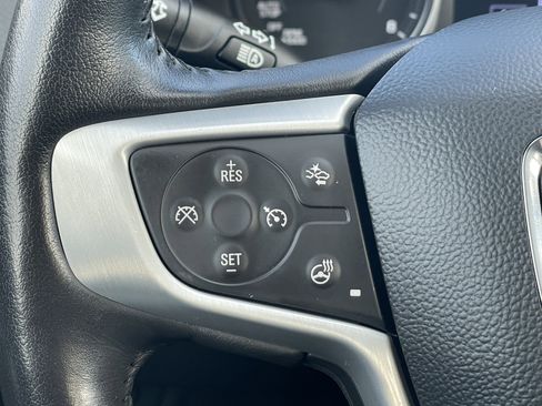 Used 2021 GMC Terrain SLT image 24