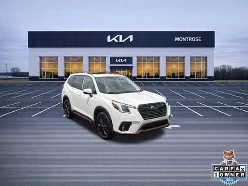 Used 2022 Subaru Forester Sport AWD/4WD image 3