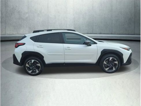 Used 2025 Subaru Crosstrek 2.5i Limited AWD/4WD image 7