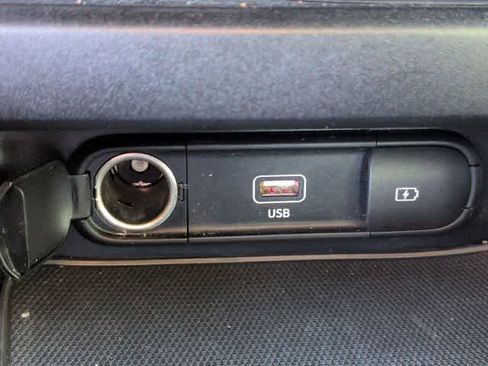 Used 2024 Kia Forte LXS FWD image 30