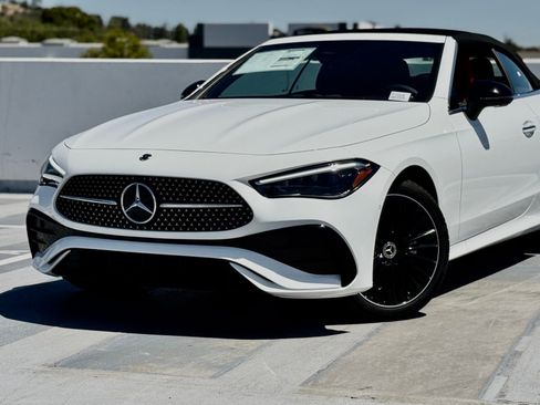 New 2026 Mercedes-Benz CLE 300 4MATIC Cabriolet image 3