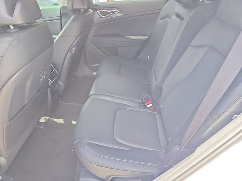 New 2026 Kia Sportage EX FWD image 17