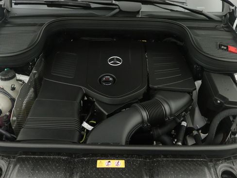 New 2026 Mercedes-Benz GLE 450e 4MATIC image 10