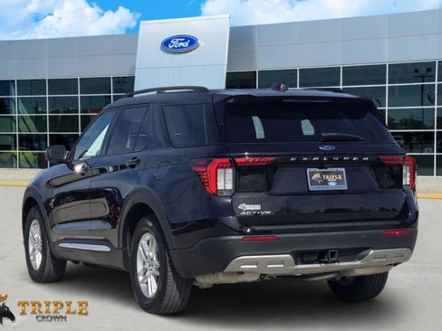 Certified 2025 Ford Explorer Active w/ Active Comfort Package image 4