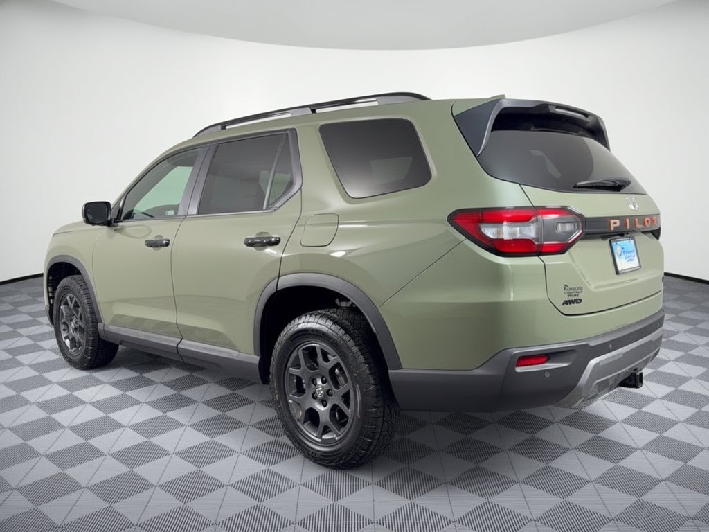New 2026 Honda Pilot TrailSport image 3