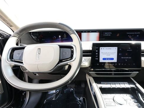 Used 2024 Lincoln Nautilus Premier w/ Equipment Group 102A image 13