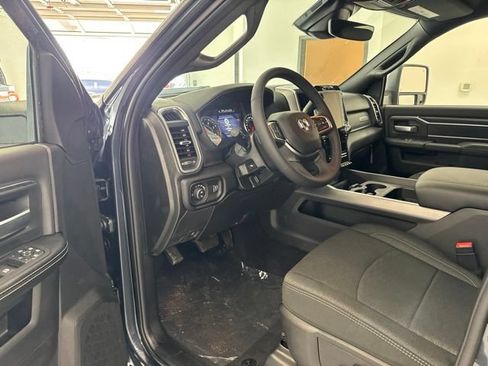 New 2026 RAM 3500 Big Horn AWD/4WD image 14