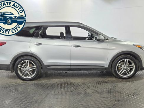 Used 2018 Hyundai Santa Fe AWD w/ SE Ultimate Tech Package 03 image 11