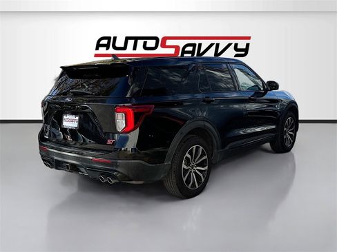 Used 2022 Ford Explorer ST image 7