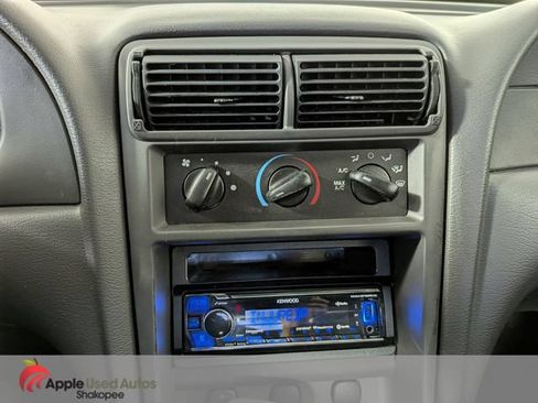 Used 2002 Ford Mustang Coupe RWD image 15