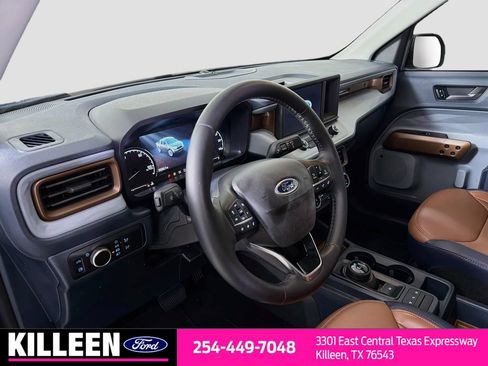 Used 2023 Ford Maverick Lariat w/ Lariat Luxury Package FWD image 11